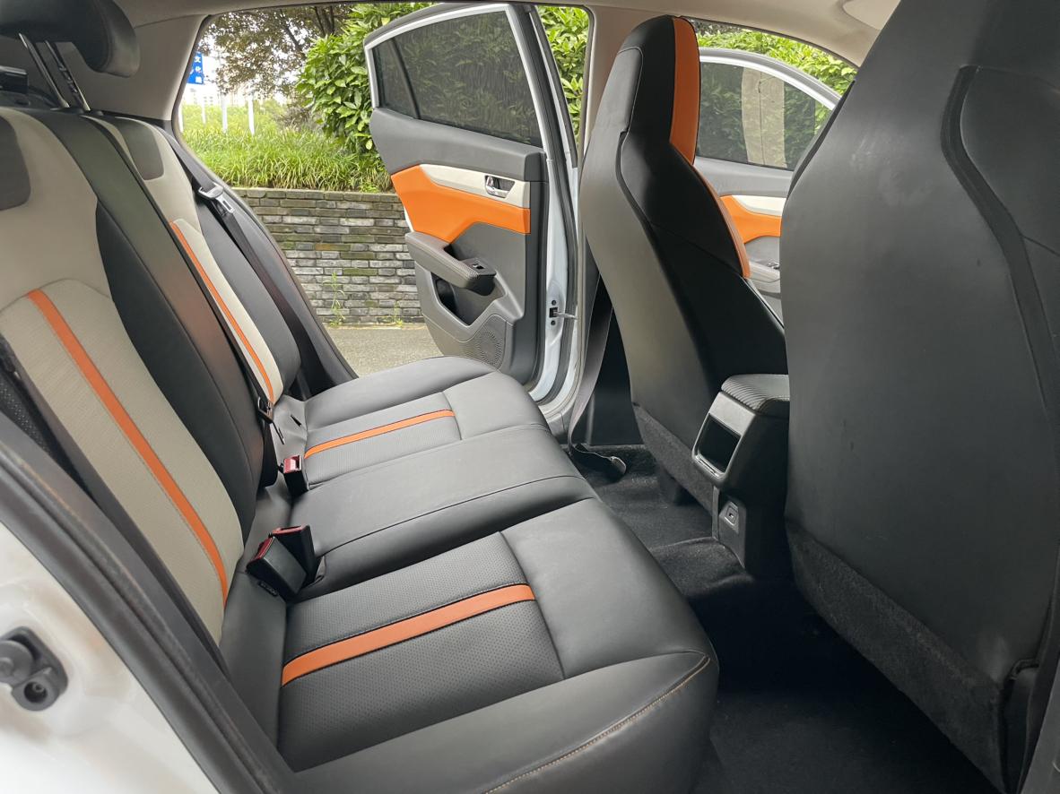 Dongfeng Aeolus Yixuan 2023 thumb 10