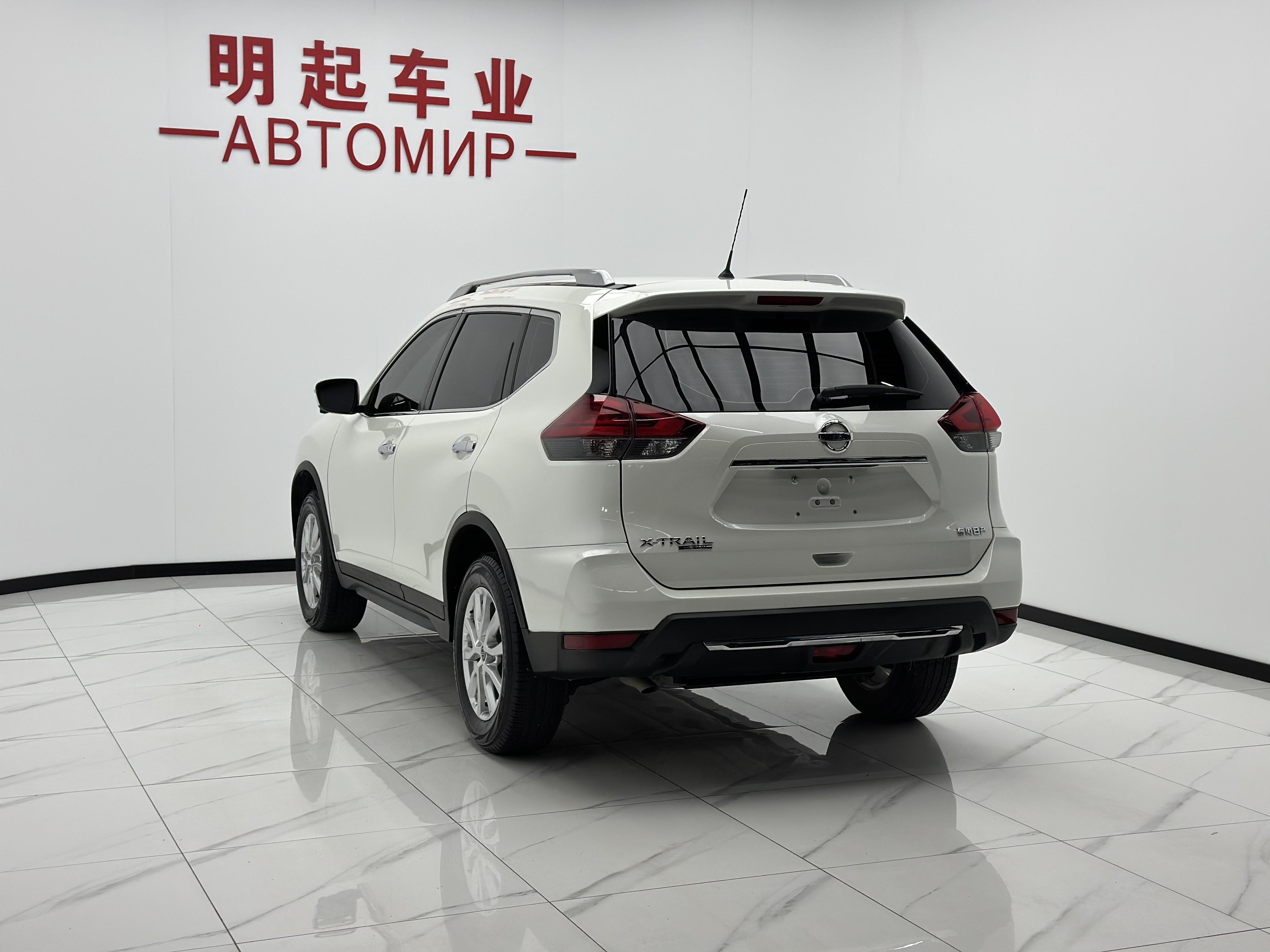 Nissan X-Trail 2023 thumb 2