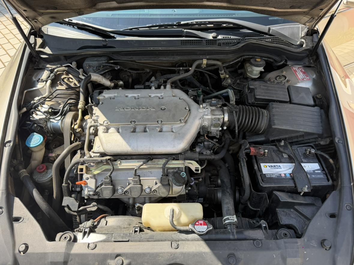Honda Accord 2004 thumb 7