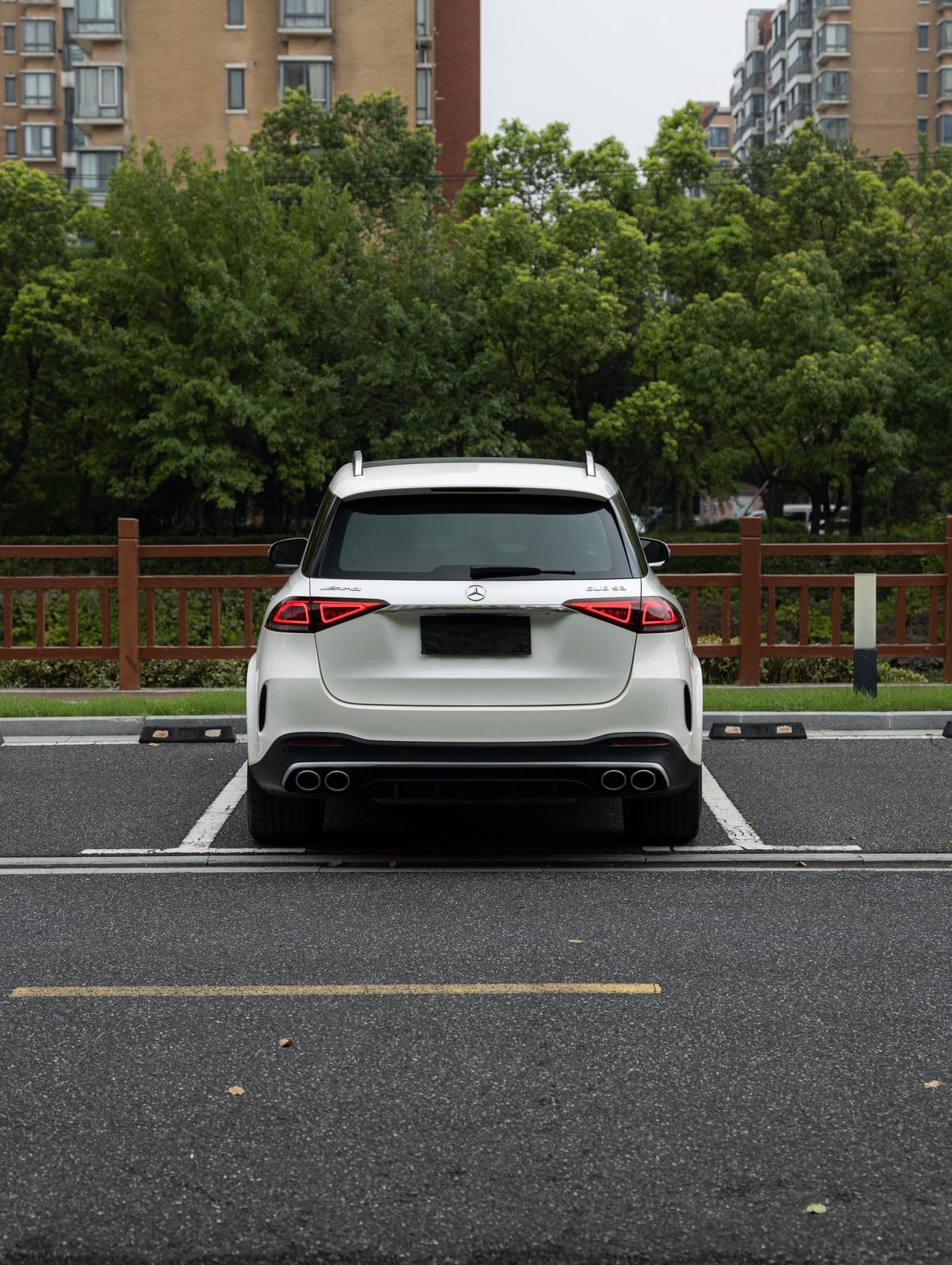 Mercedes-Benz GLE AMG 2023 thumb 4