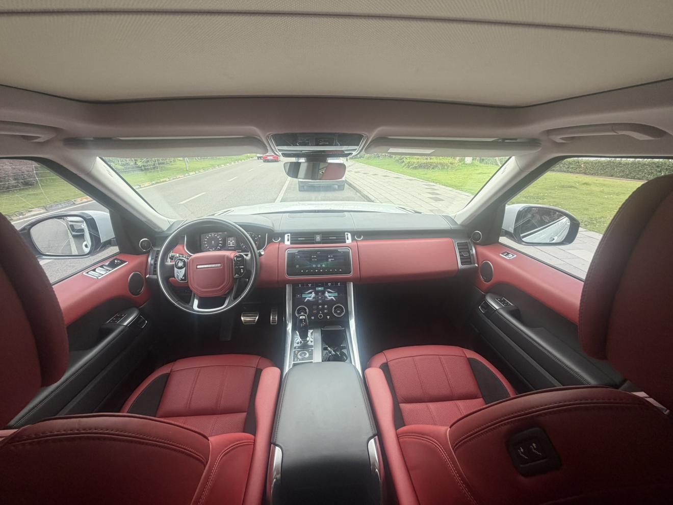 Land Rover Range Rover Sport 2018 thumb 8