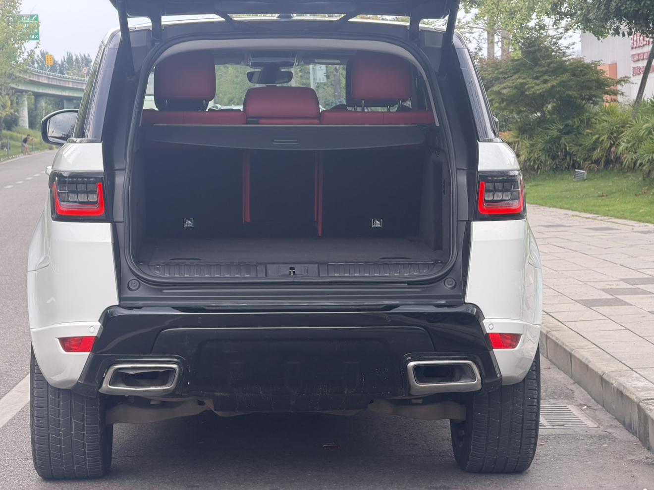 Land Rover Range Rover Sport 2018 thumb 11