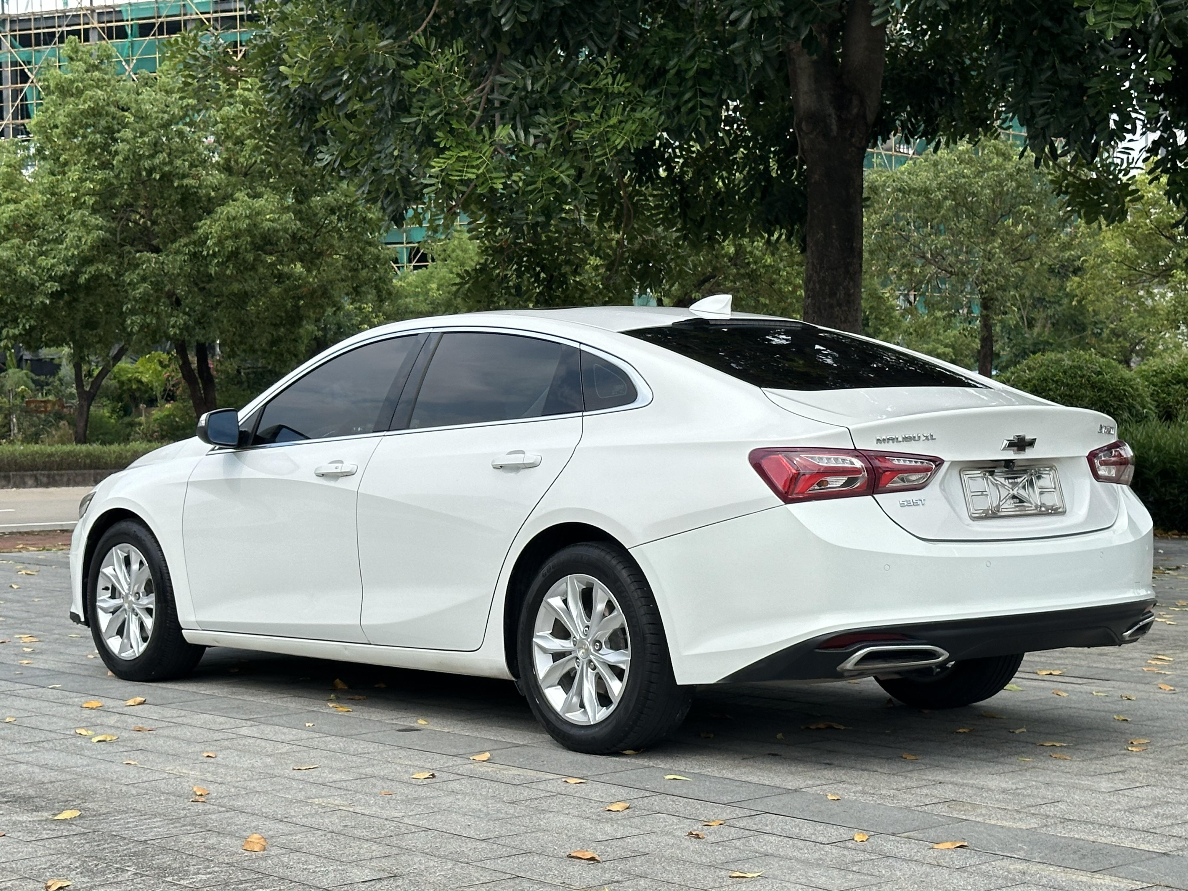Chevrolet Malibu 2019 thumb 3