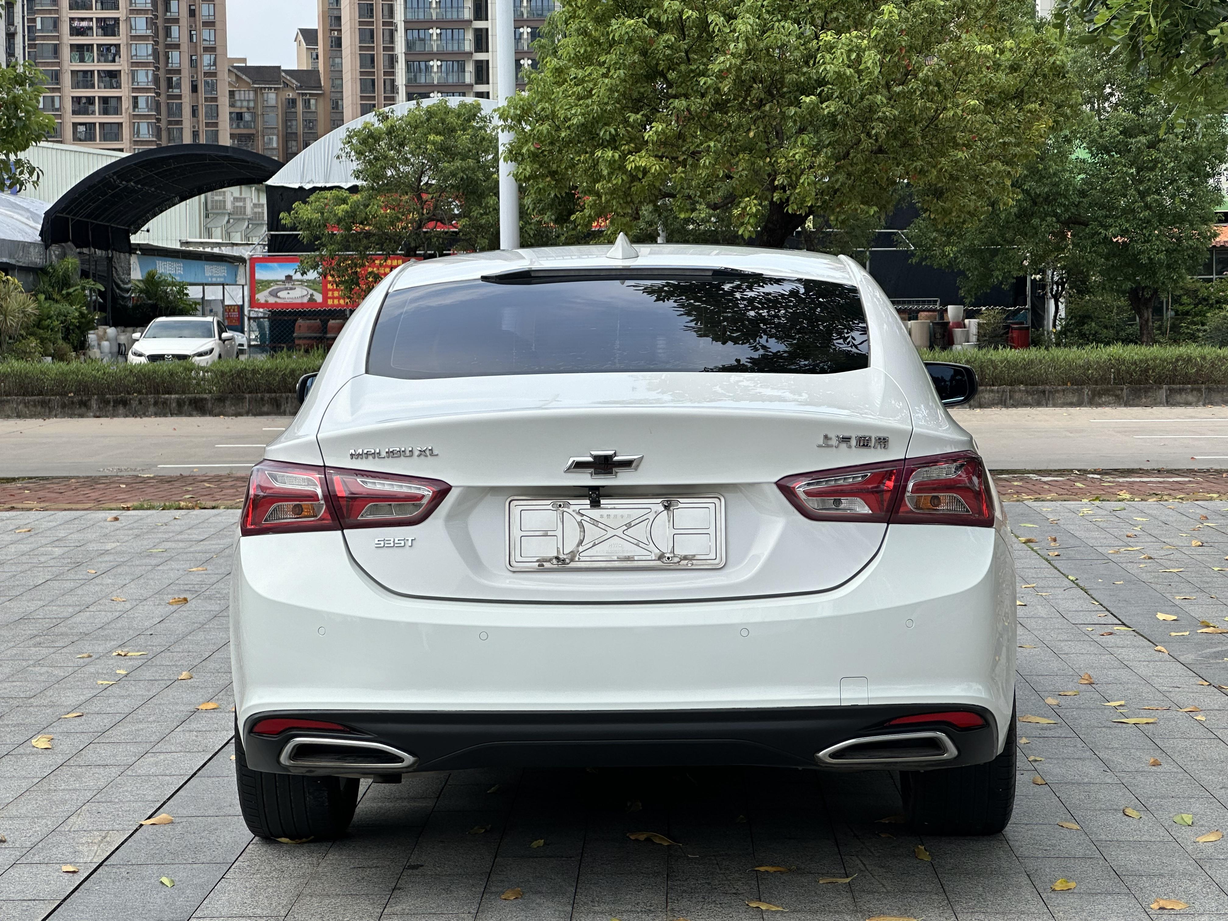 Chevrolet Malibu 2019 thumb 4