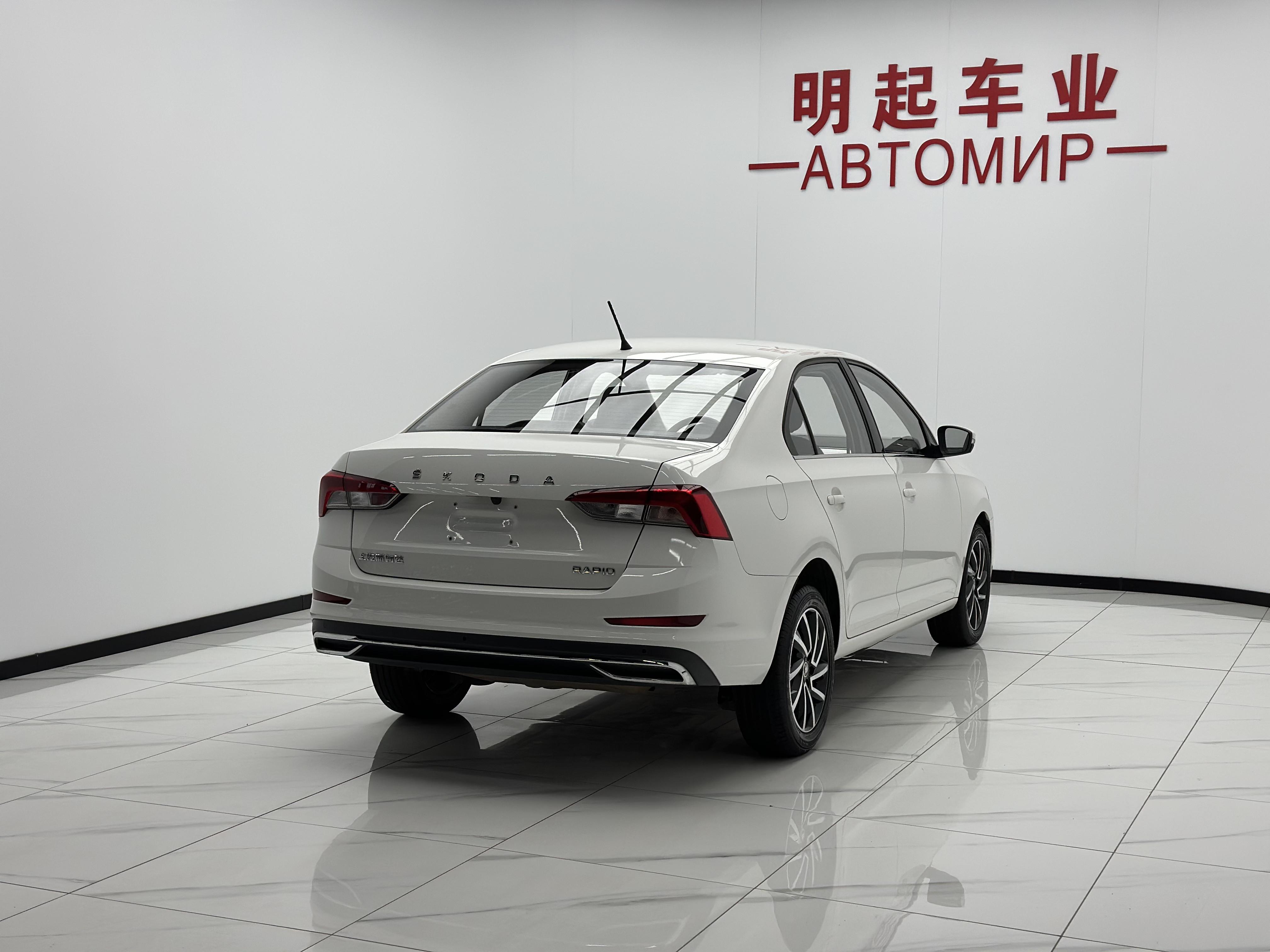 Skoda Xin Rui 2022 thumb 4