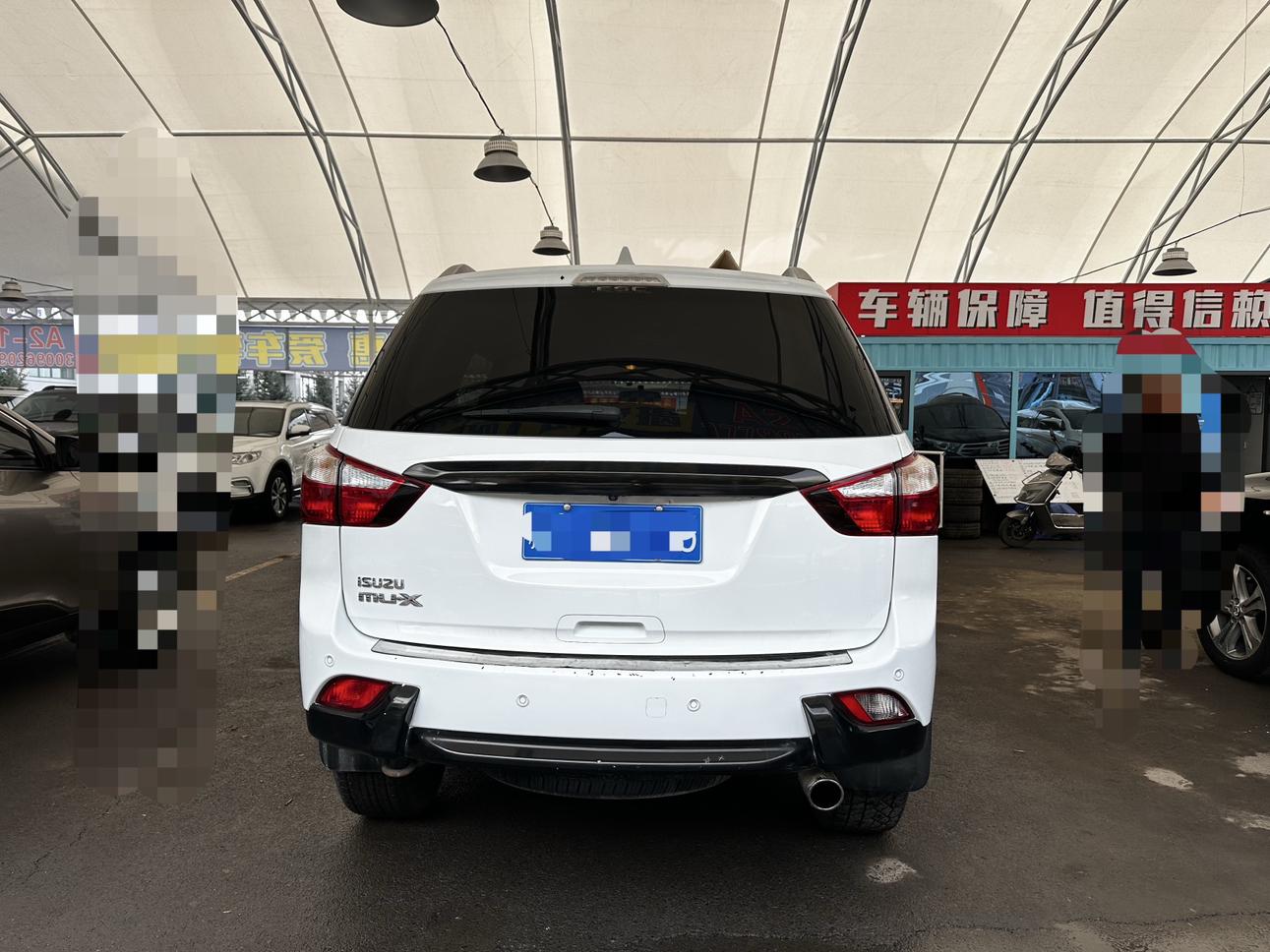 Isuzu MU-X 2017 thumb 3