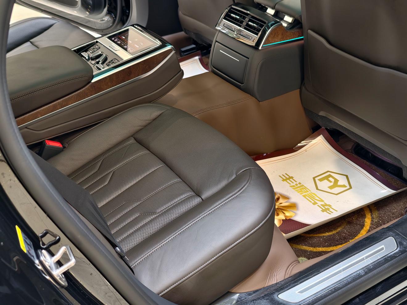 Audi A8 2021 thumb 11