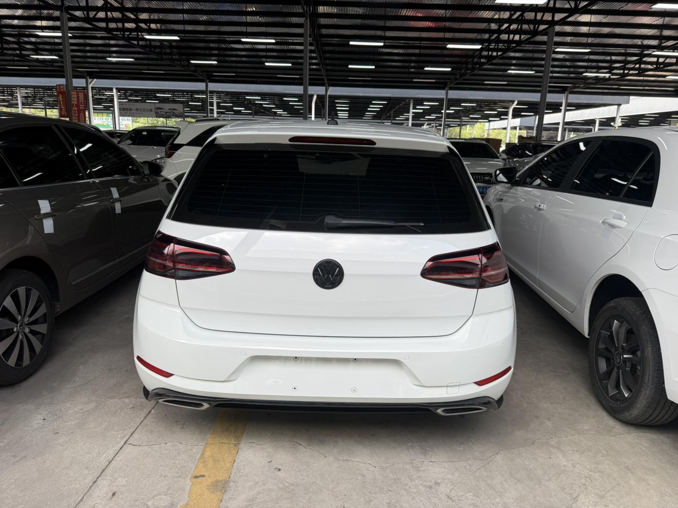 Volkswagen Golf Sportsvan 2020 thumb 3