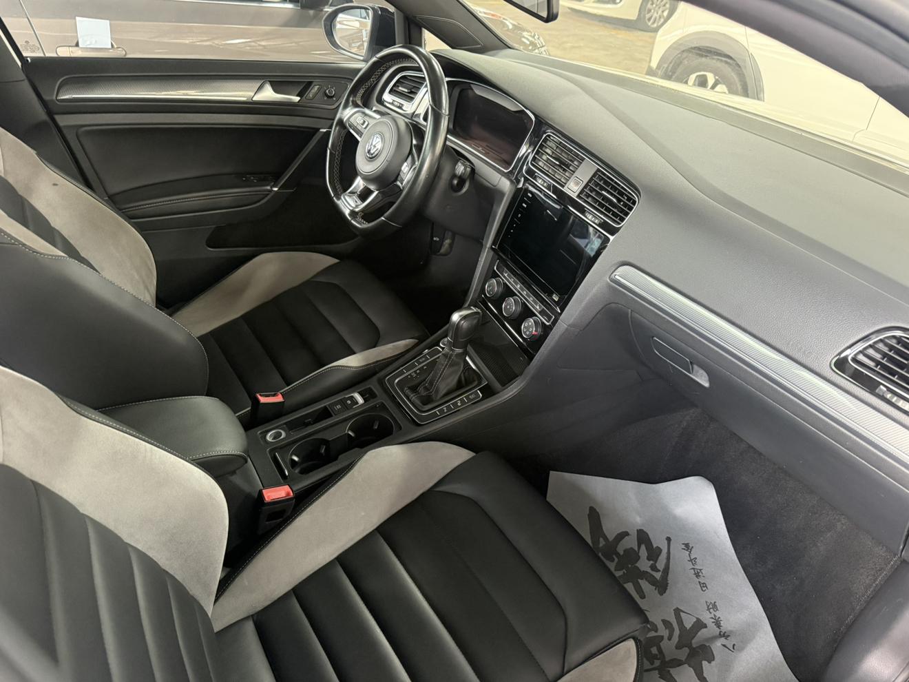 Volkswagen Golf Sportsvan 2020 thumb 5