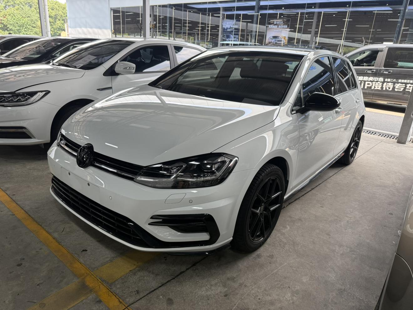 Volkswagen Golf Sportsvan 2020 thumb 9