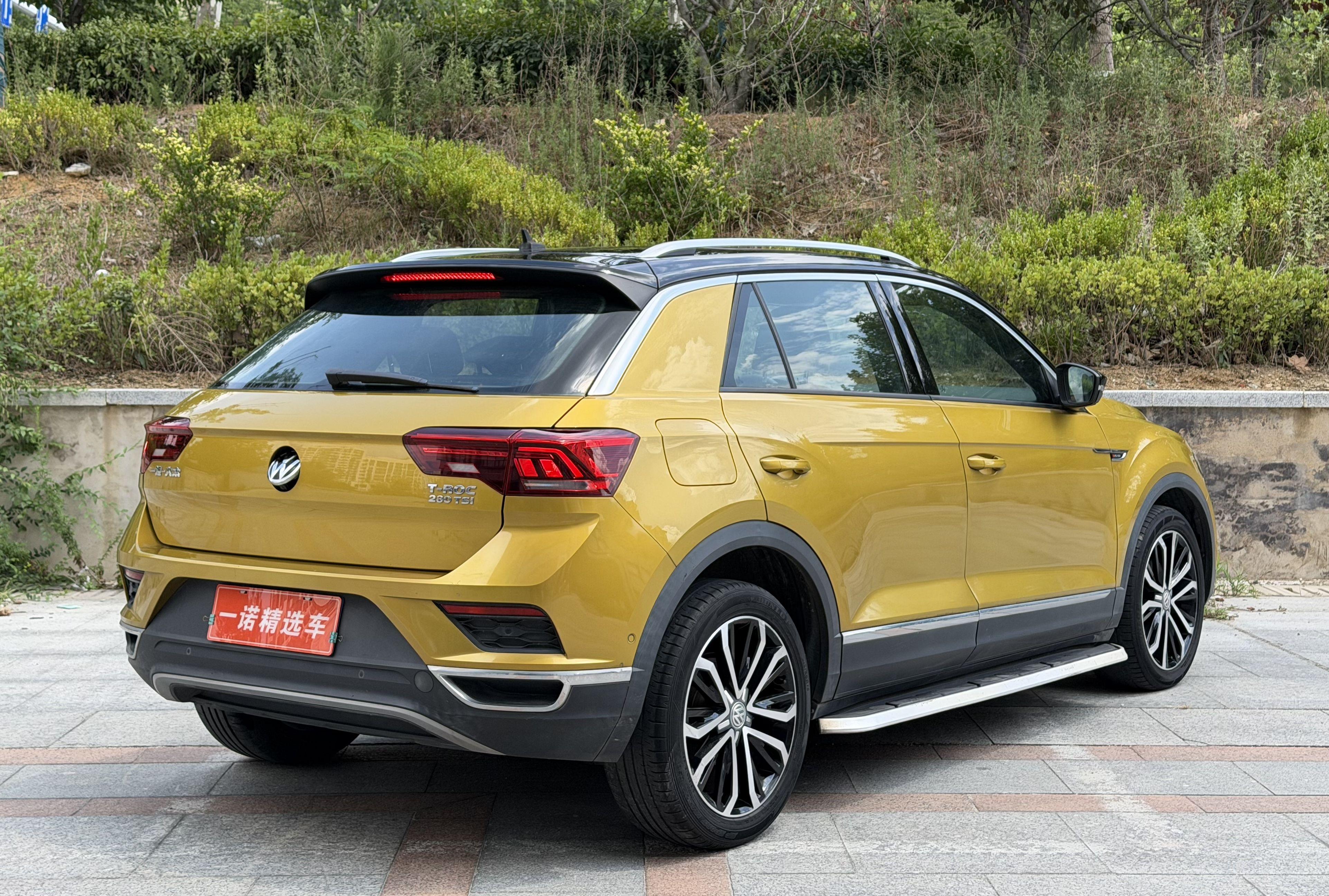 Volkswagen T-Roc 2018 thumb 2