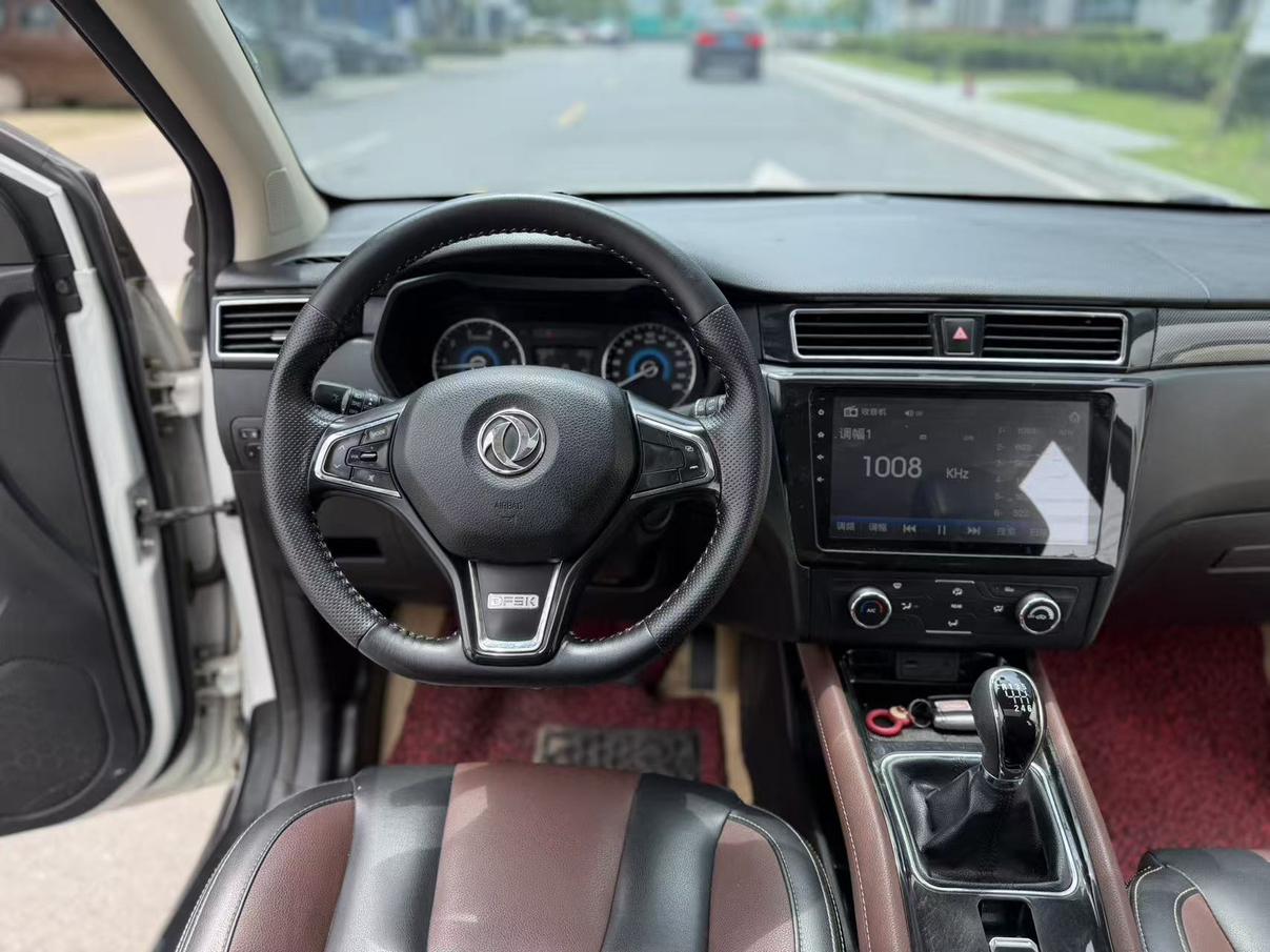 Dongfeng Fengon 580 2018 thumb 8