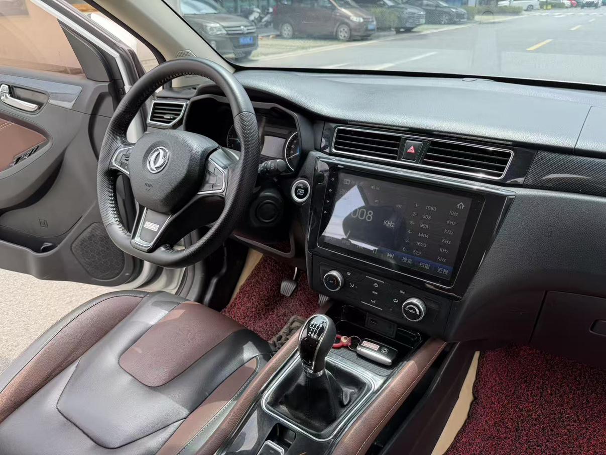 Dongfeng Fengon 580 2018 thumb 9