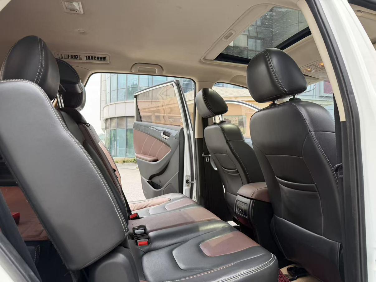 Dongfeng Fengon 580 2018 thumb 11