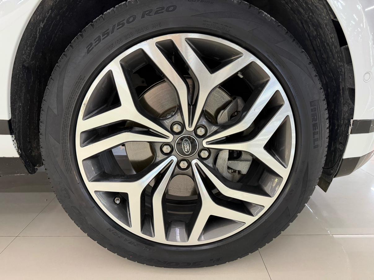 Land Rover Evoque 2020 thumb 5