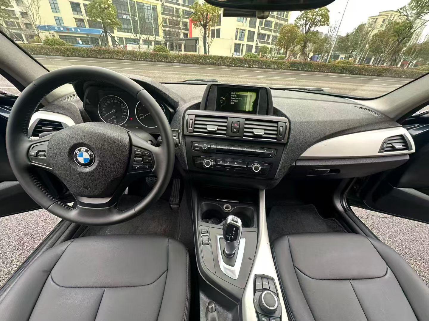 BMW 1 серии 2012 thumb 6