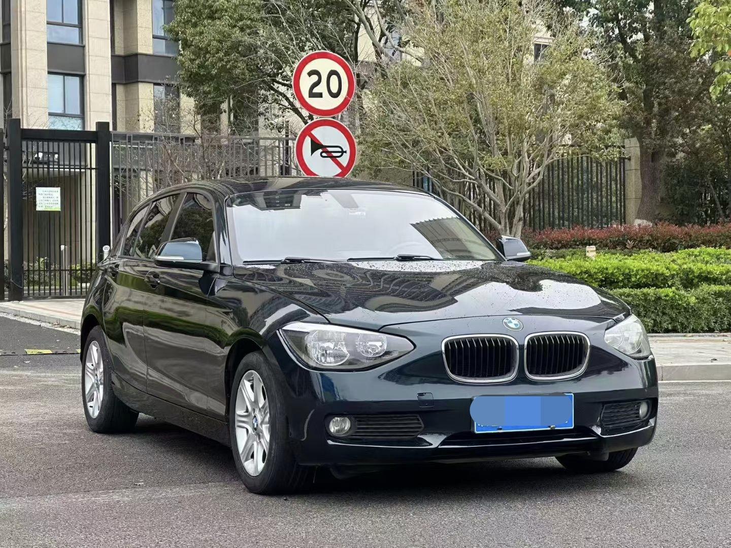 BMW 1 серии 2012 thumb 11