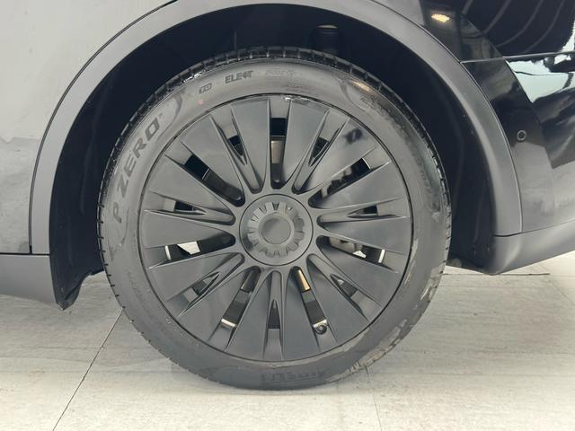 Tesla Model Y 2022 thumb 7