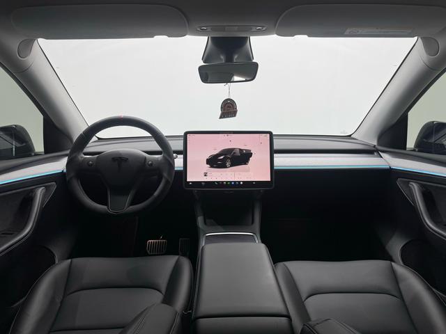 Tesla Model Y 2022 thumb 12