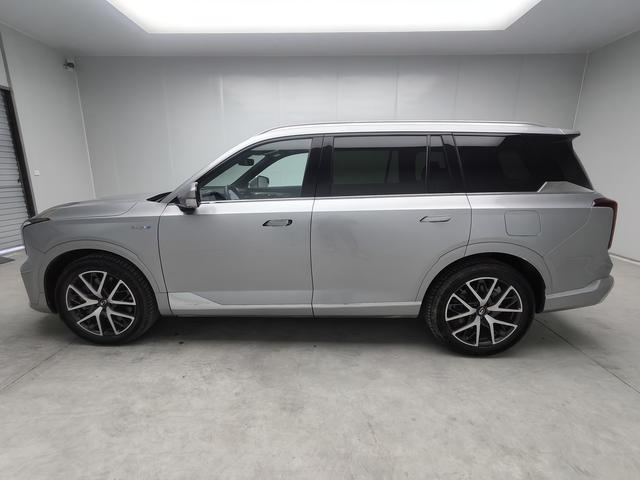 GAC ES9 PHEV 2024 thumb 2