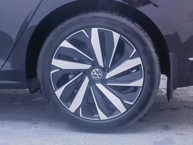 Volkswagen Passat (North America and China) 2025 thumb 7