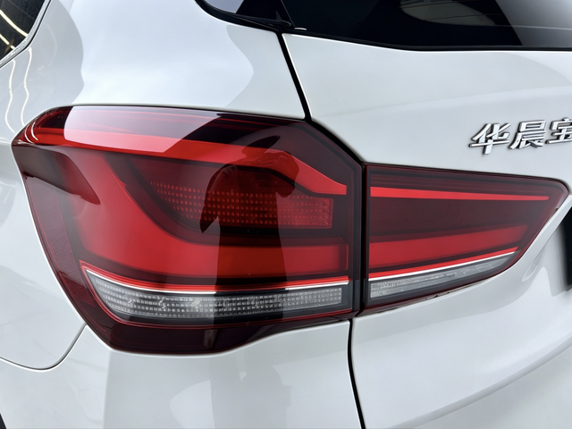 BMW X1 2022 thumb 11