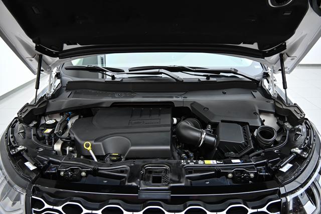 Land Rover Discovery Sport 2024 thumb 8