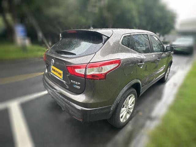 Nissan Qashqai+2 2017 thumb 12