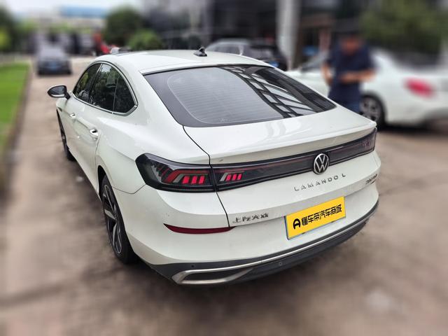 Volkswagen Lamando 2022 thumb 2