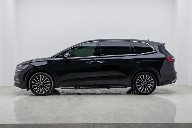 Volkswagen Viloran 2026 thumb 2