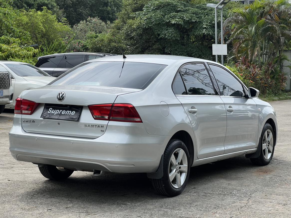 Volkswagen Santana 2013 thumb 5