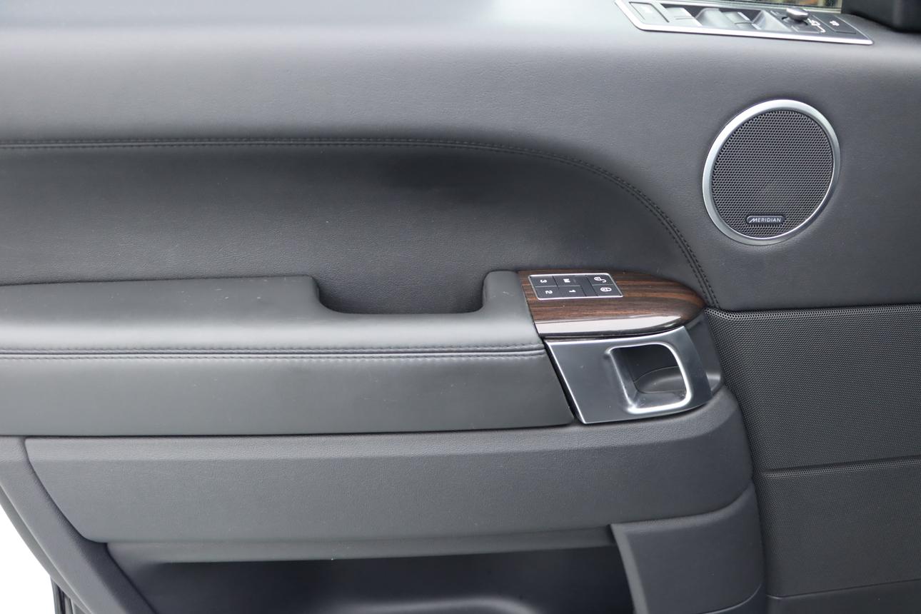 Land Rover Range Rover 2017 thumb 6