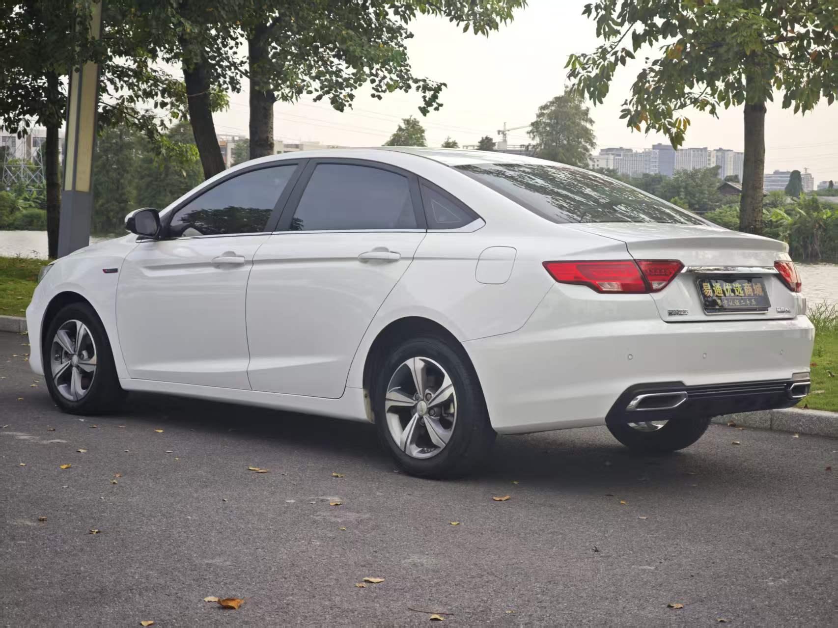 Geely Emgrand GL 2019 thumb 3