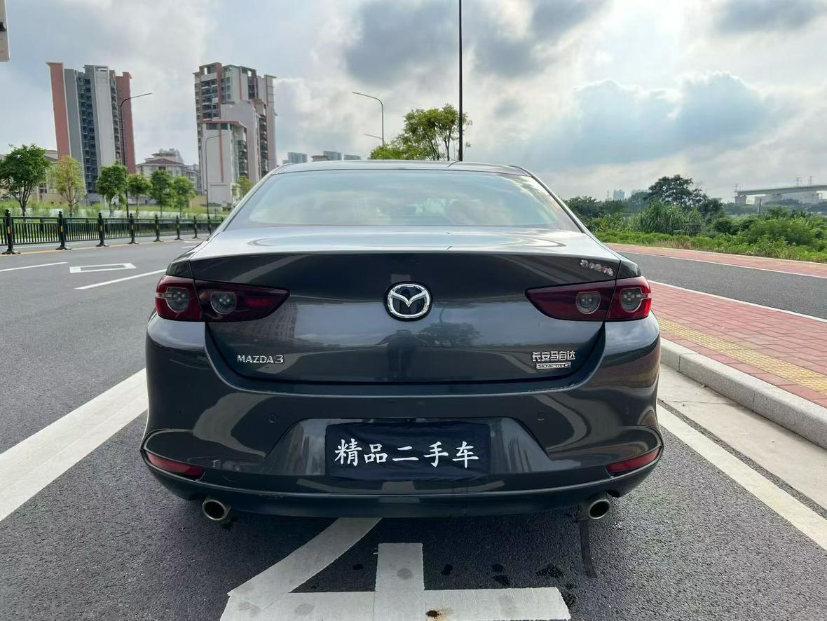 Mazda 3 2020 thumb 3