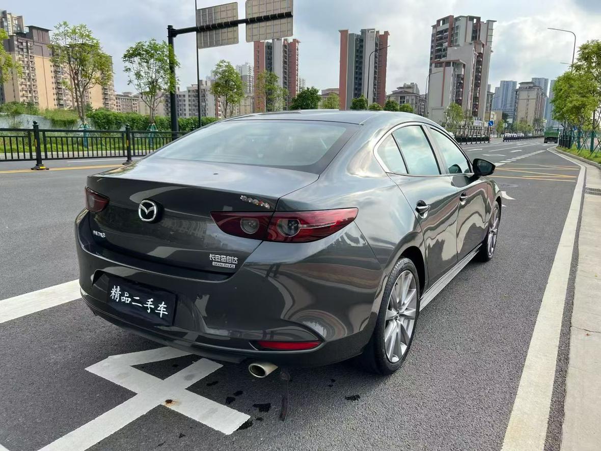 Mazda 3 2020 thumb 4