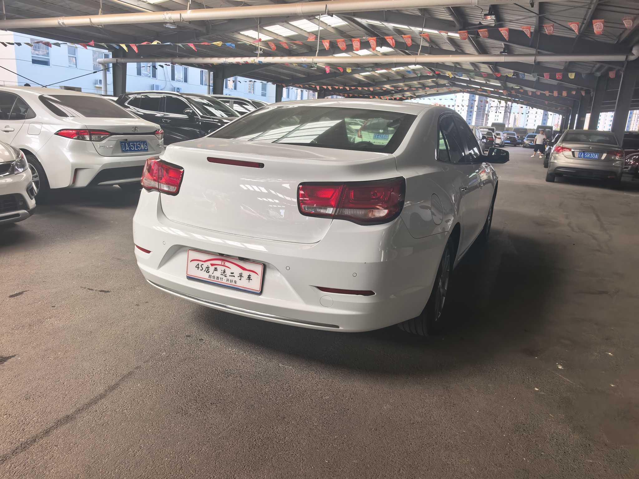 Chevrolet Malibu 2018 thumb 4