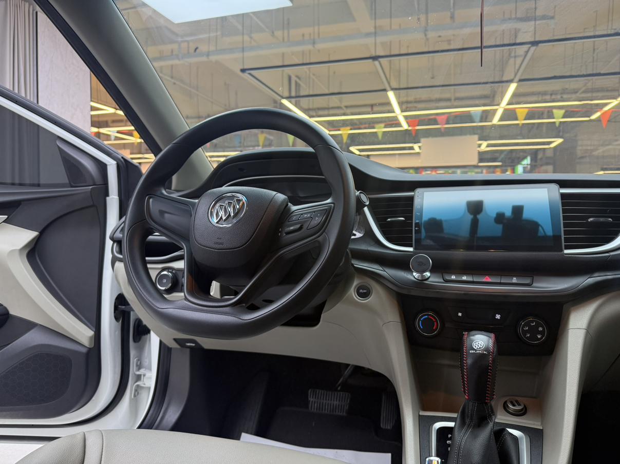 Buick Excelle 2018 thumb 8