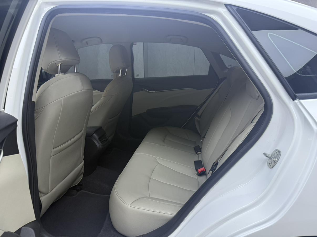Buick Excelle 2018 thumb 11