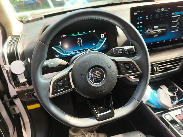 BYD Tang 2018 thumb 5