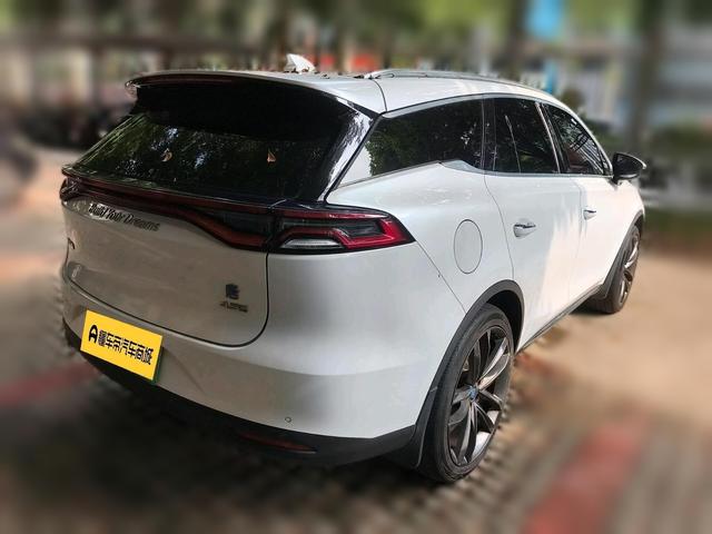 BYD Tang 2018 thumb 12