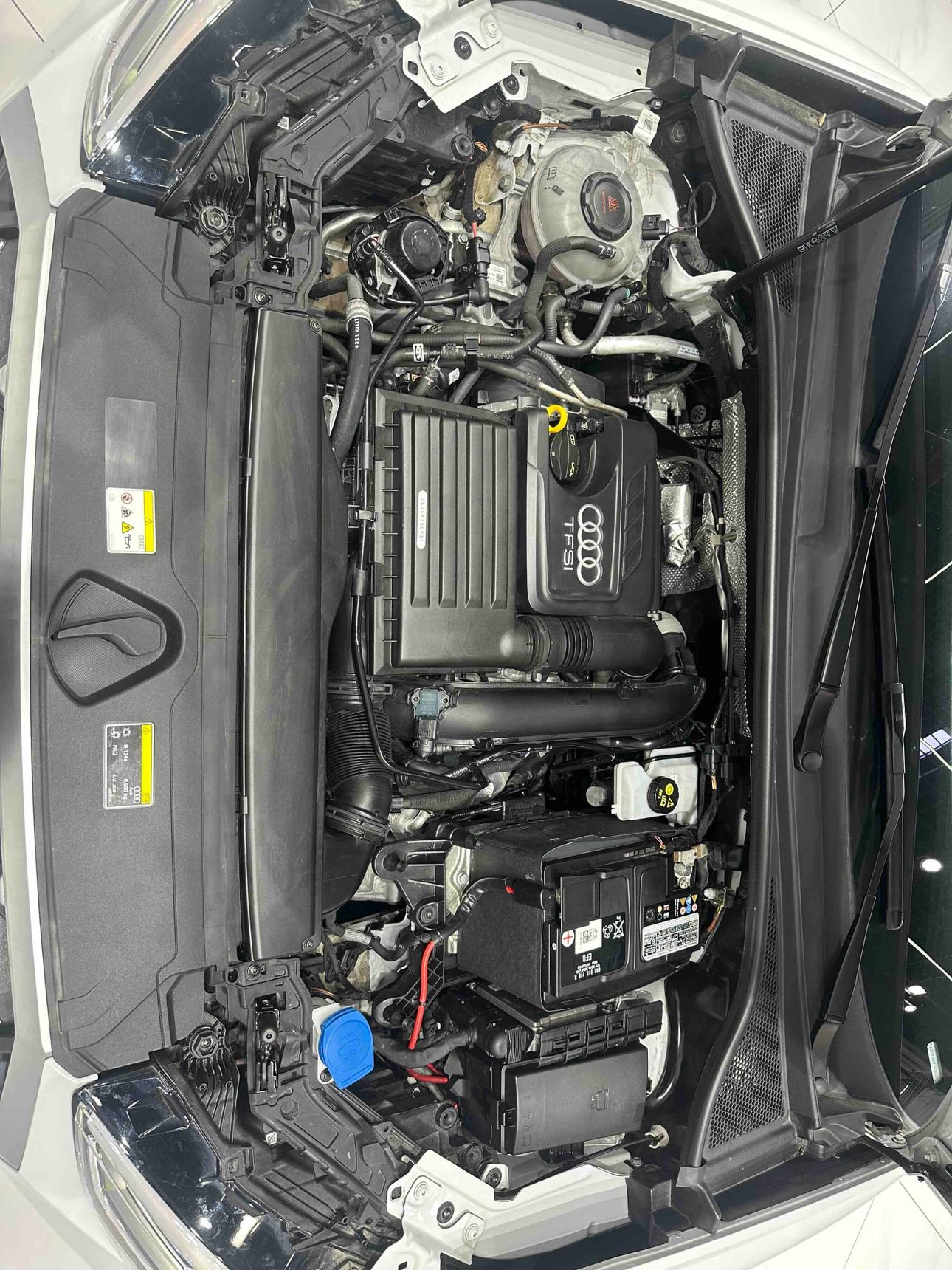 Audi Q3 2022 thumb 9