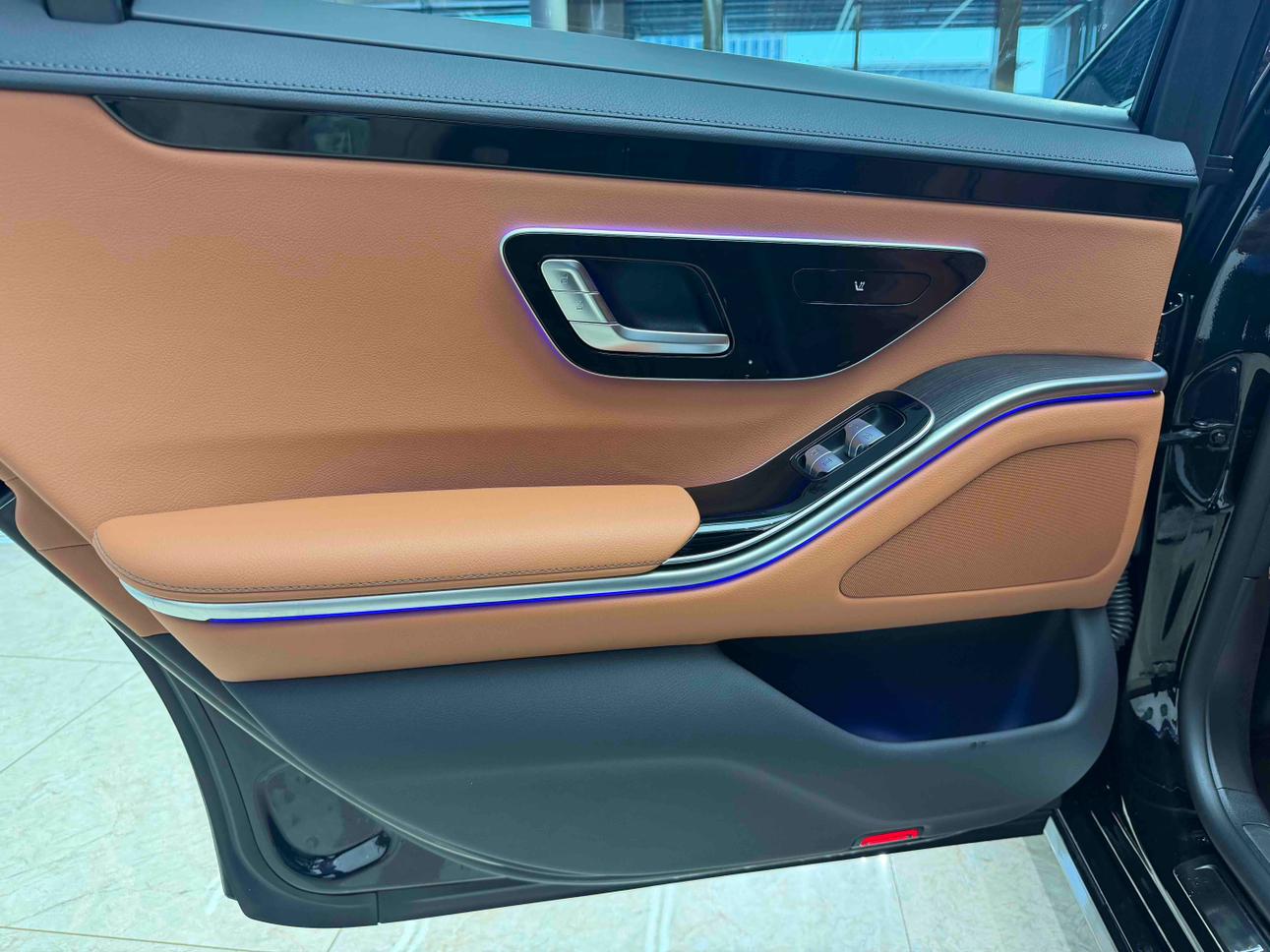 Mercedes-Benz S-Класс 2024 thumb 9