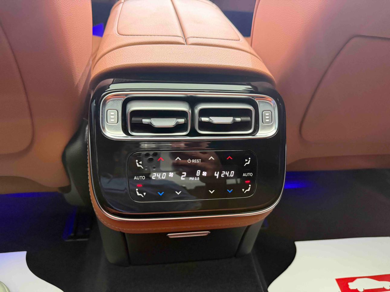 Mercedes-Benz S-Класс 2024 thumb 10