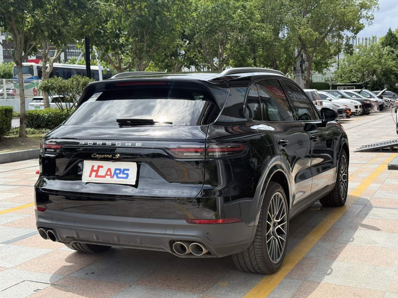 Porsche Cayenne 2018 thumb 3