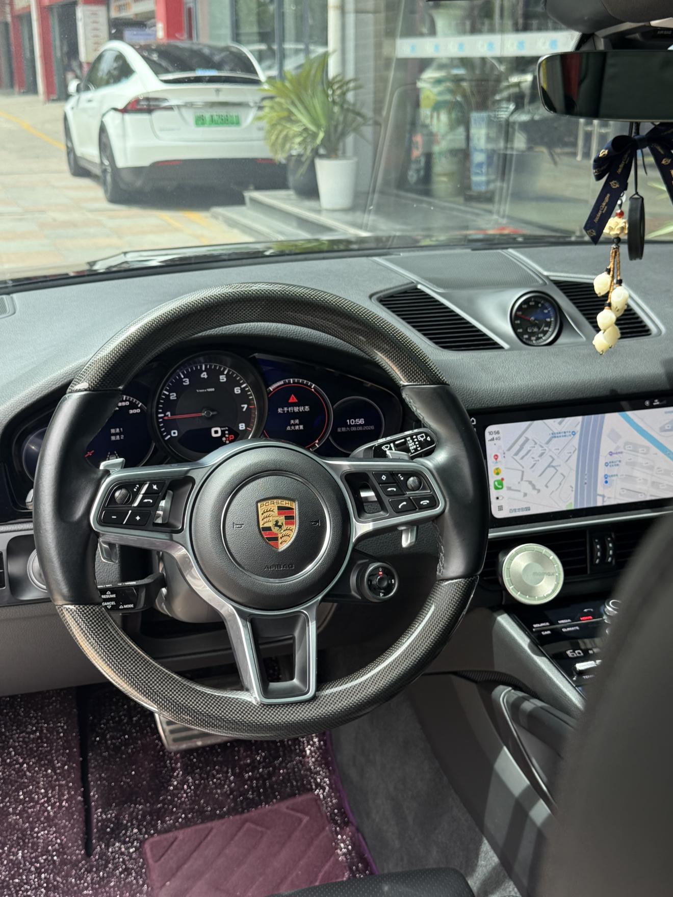 Porsche Cayenne 2018 thumb 4