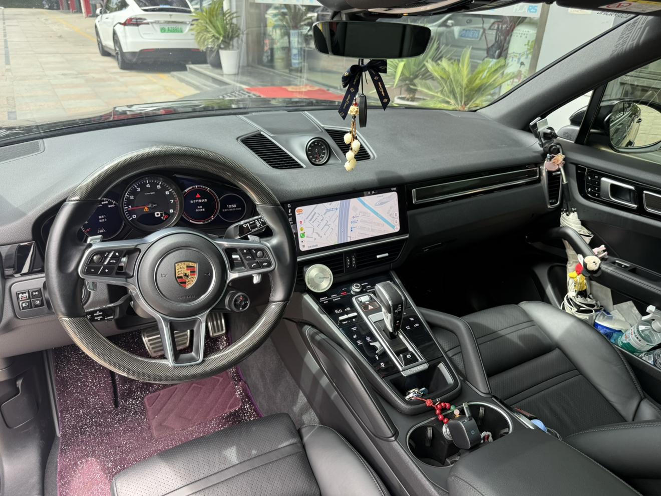 Porsche Cayenne 2018 thumb 12