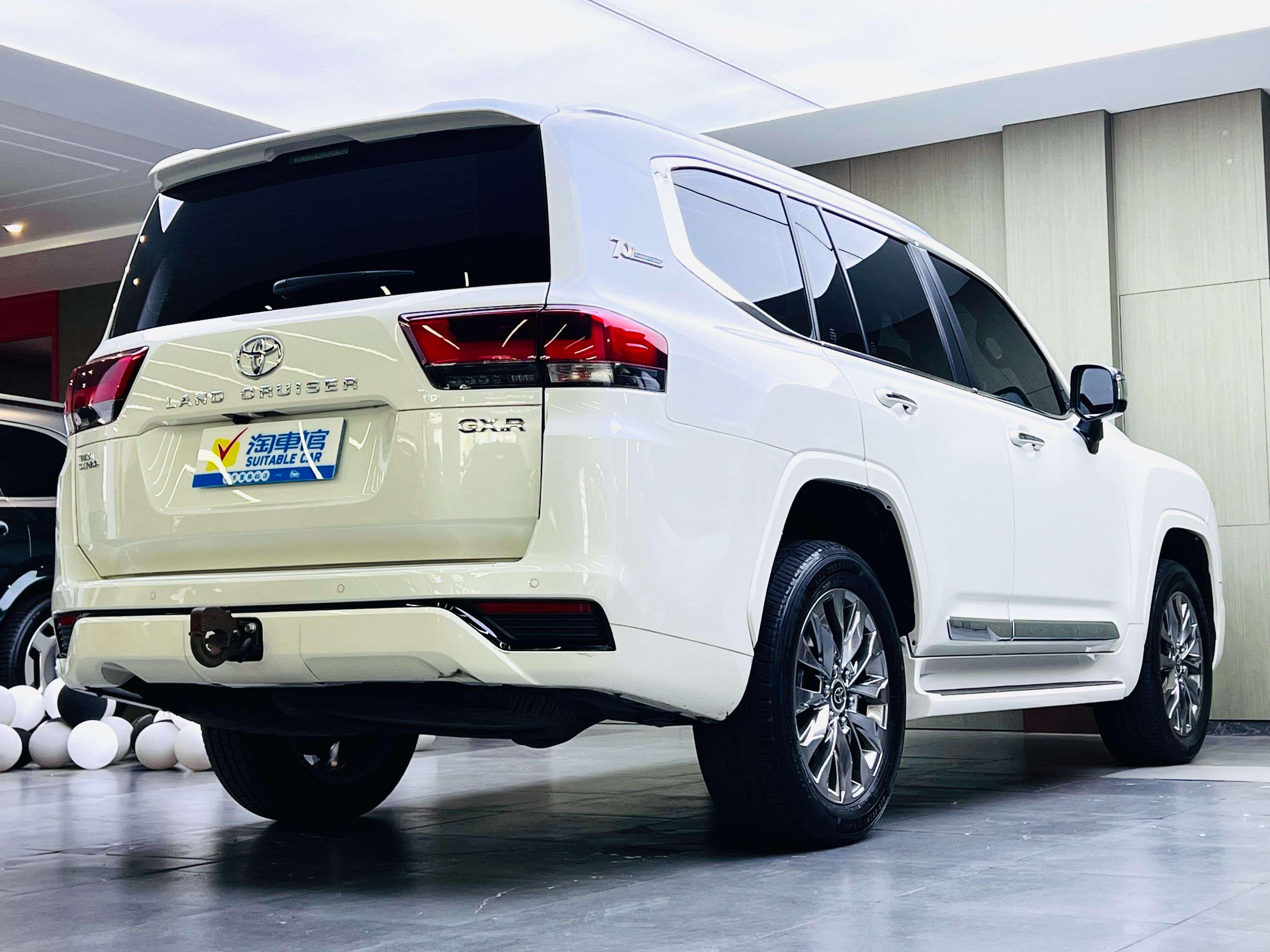 Toyota Land Cruiser 2023 thumb 4