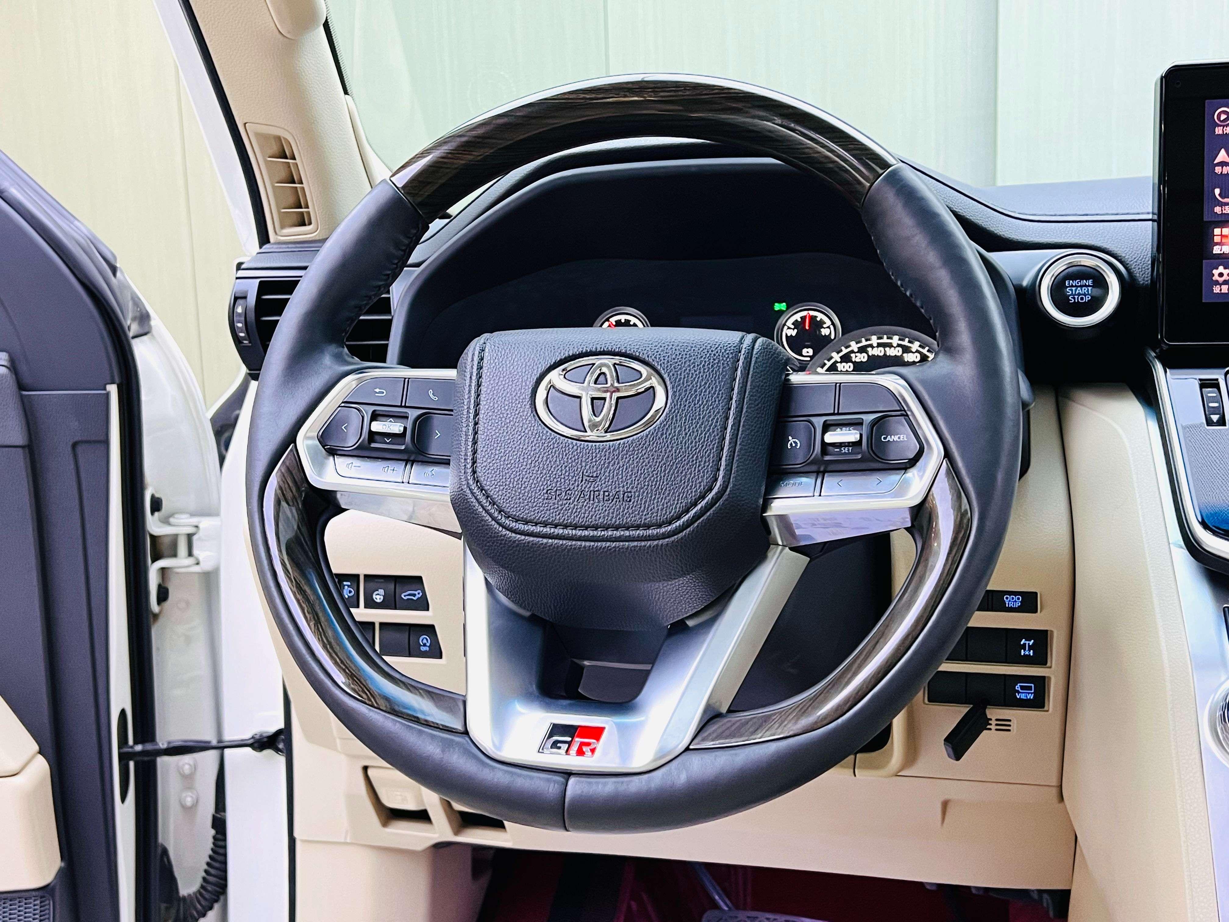 Toyota Land Cruiser 2023 thumb 10