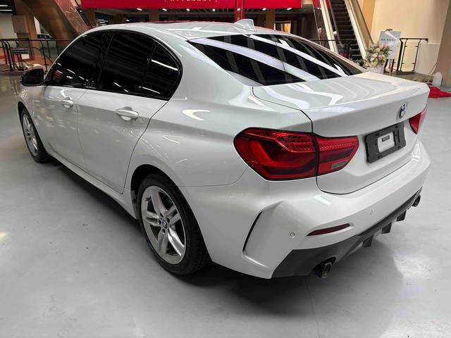 BMW 1 серии 2021 thumb 3