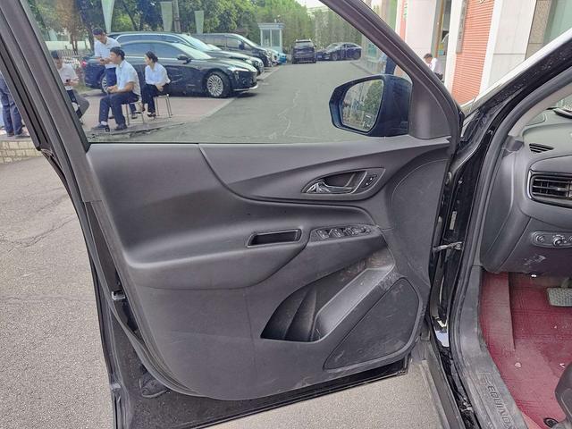 Chevrolet Equinox 2022 thumb 8